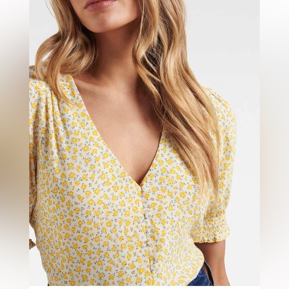 Forever New - Mietta Button Down Blouse - Picture 4 of 6